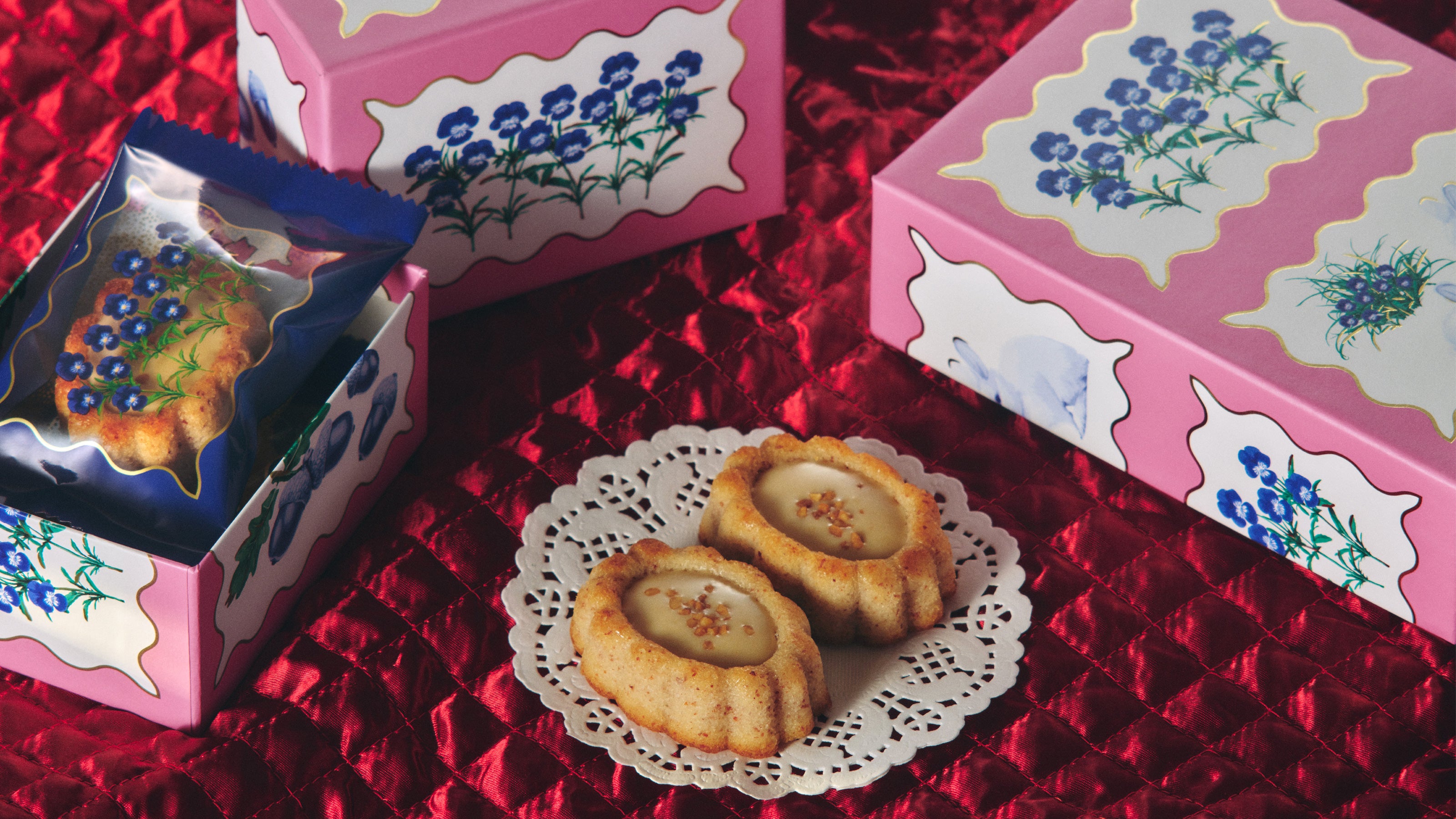 【新品未使用】ブルーショコラ（2冊セット）ステファン・ルルー 新品未使用】ブルーショコラ（2冊セット）ステファン・ルルー シャープ