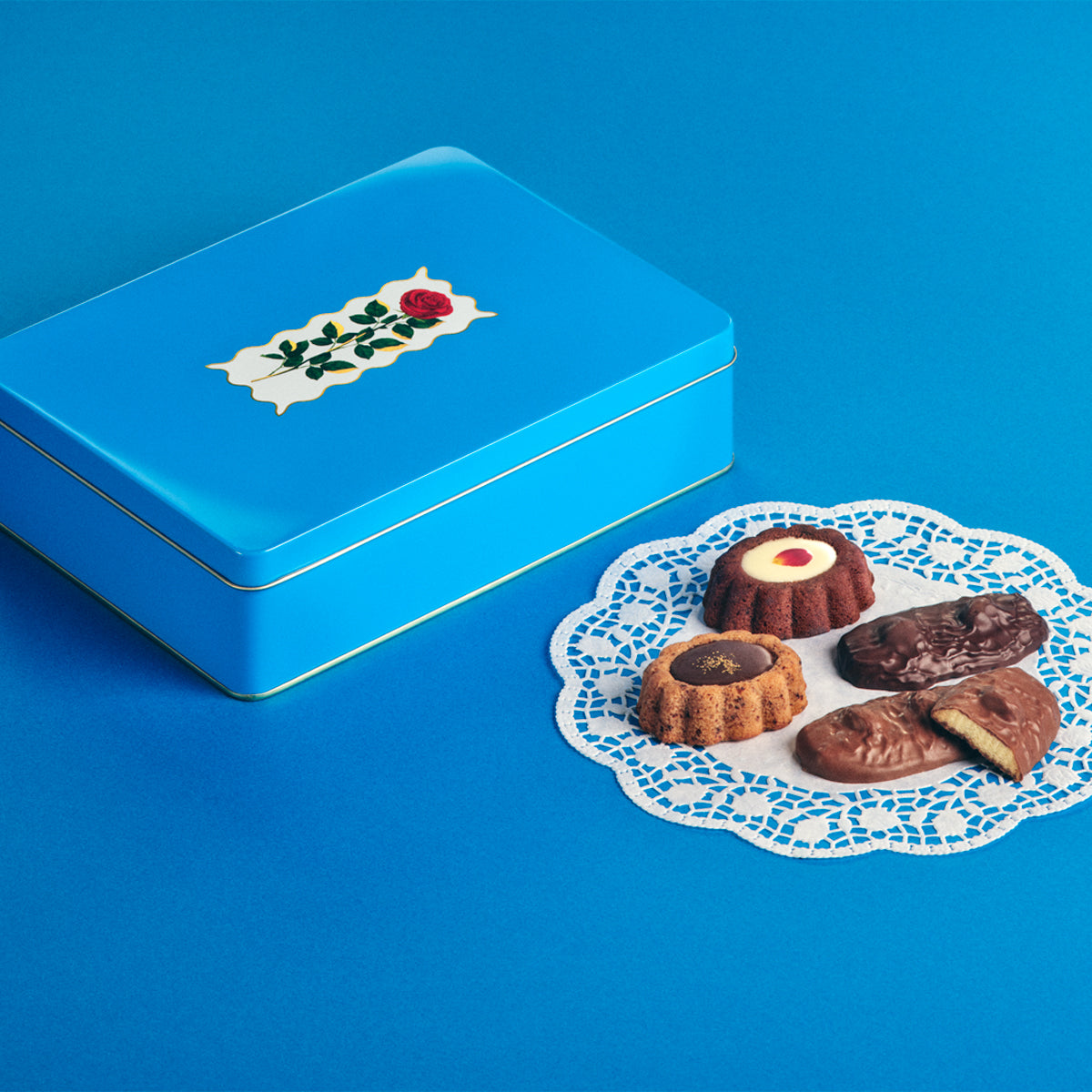 ショコラサブレとお花のティグレ